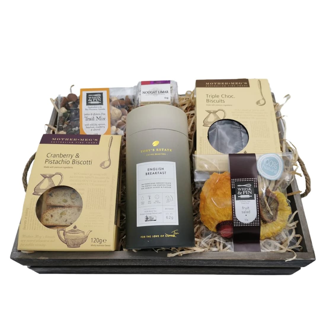Cover image of Deluxe Tea & Biscuit Hamper